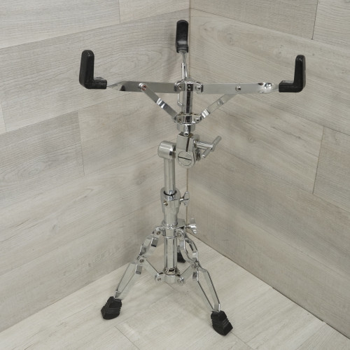 Vist Large View of Product Image Which is Used Pearl Snare Stand