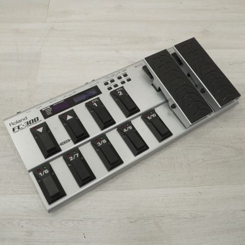 Vist Large View of Product Image Which is Used Roland FC-300 Midi Controller