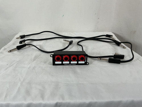 Vist Large View of Product Image Which is Used TEMPLE AUDIO 4XMOD Pedal Power Supply