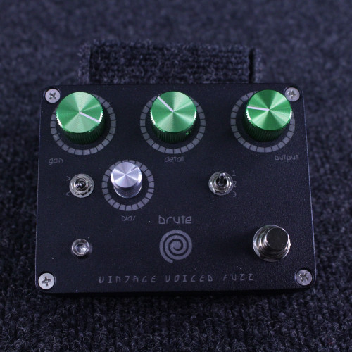 Vist Large View of Product Image Which is Used SPIRAL ELECTRIC FX BRUTE FUZZ Fuzz Pedal