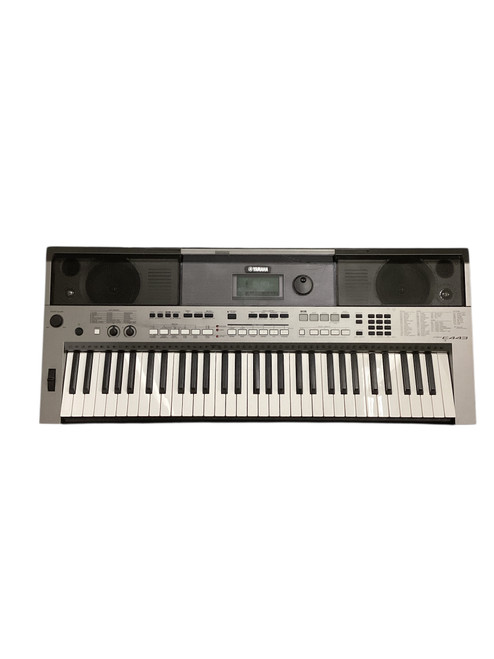 Vist Large View of Product Image Which is Used Yamaha PSR-E443 Keyboard w/AC -AS IS WORN