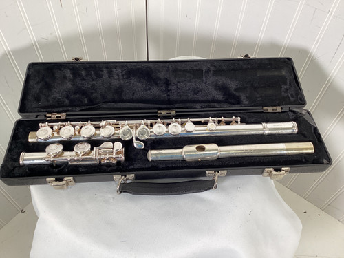 Vist Large View of Product Image Which is Used Gemeinhardt 2SP Student Flute