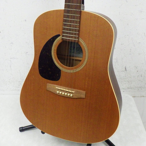 Vist Large View of Product Image Which is Used Seagull S6+ Cedar Lefty Acoustic Guitar Wood