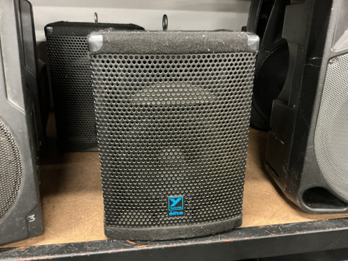 Vist Large View of Product Image Which is Used Yorkville ELITE E160P POWERED SPEAKER Powered Full Range Speaker Cabinet