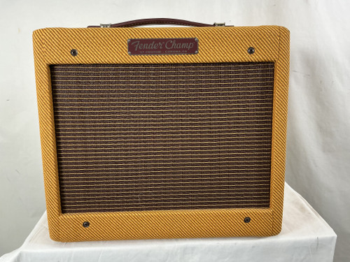 Vist Large View of Product Image Which is Used Fender 57 CUSTOM CHAMP 5F1 1 x 10 Tube Combo Amplifier 1 x 10