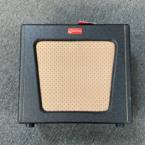 Vist Large View of Product Image Which is Used TONETRON HALLROCKER 1 x 12 Tube Combo Amplifier 1 x 12