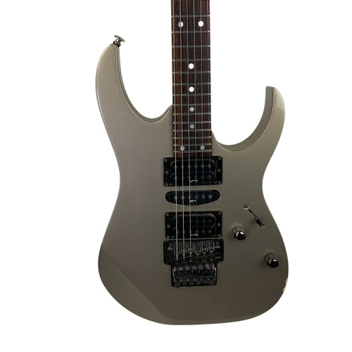 Vist Large View of Product Image Which is Used Ibanez RG570 S Type Electric Guitar Silver/Gray 6-String