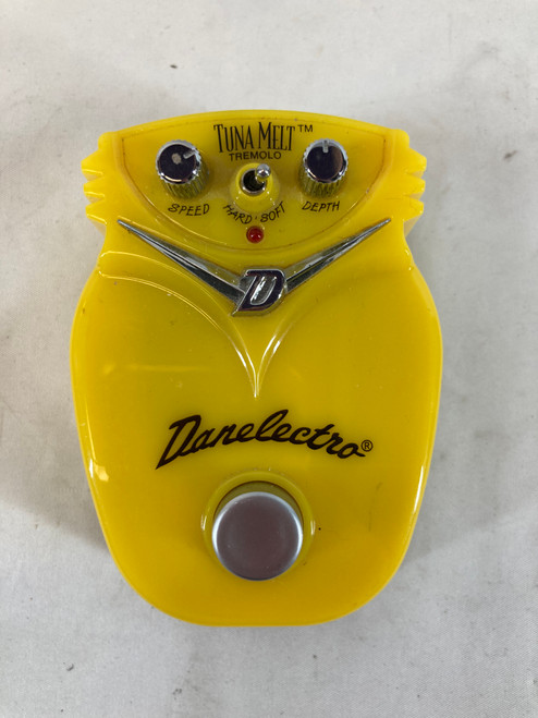 Vist Large View of Product Image Which is Used Danelectro TUNA MELT TREMOLO Pedal
