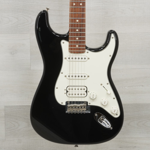 Vist Large View of Product Image Which is Used Fender Player Stratocaster Electric Guitar Black