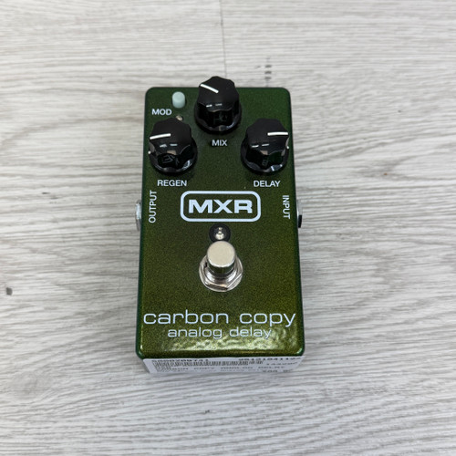 Vist Large View of Product Image Which is Used MXR CARBON COPY ANALOG DELAY Delay Pedal