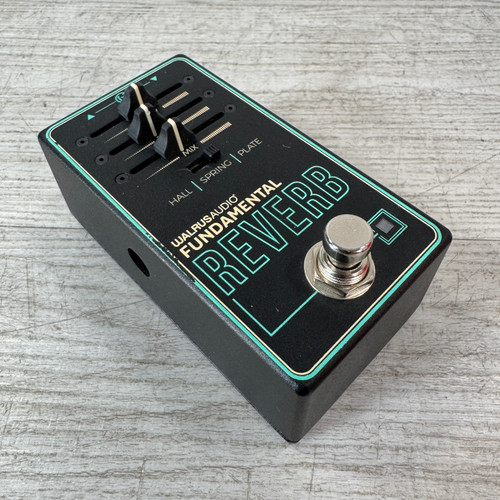 Vist Large View of Product Image Which is Used Walrus Audio Fundamental Series Reverb Pedal