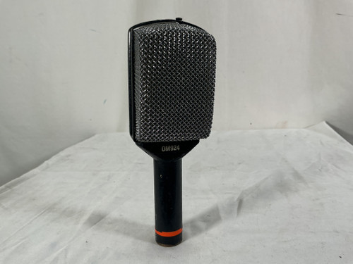 Vist Large View of Product Image Which is Used Omni Craft OM924 KICK DRUM MIC Dynamic Microphone