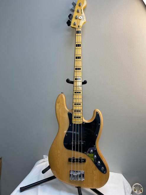 Vist Large View of Product Image Which is Used Squier CLASSIC VIBE 70S JAZZ BASS J Type Bass Guitar Wood 4-String