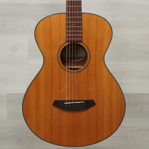 Vist Large View of Product Image Which is Used Breedlove Discovery Concertina Solid Top Acoustic Guitar Natural