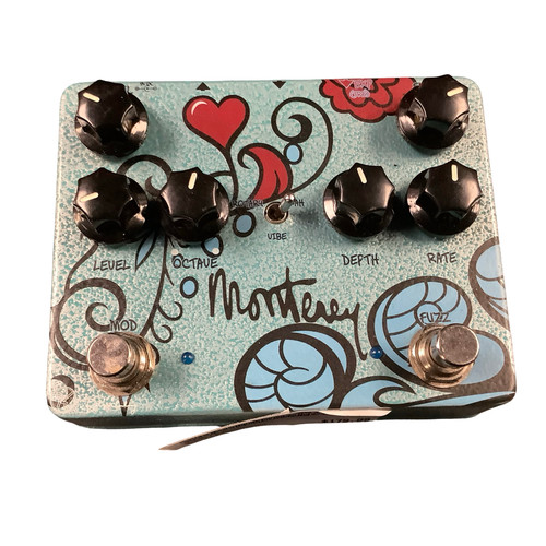 Vist Large View of Product Image Which is Used Keeley MONTEREY Guitar Effect