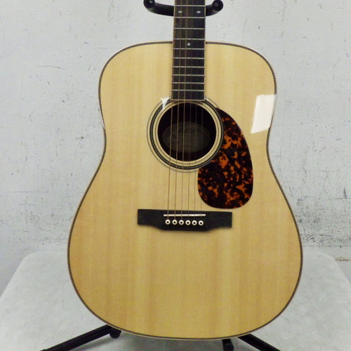 Vist Large View of Product Image Which is Used Larrivee D-44R Acoustic Guitar Natural
