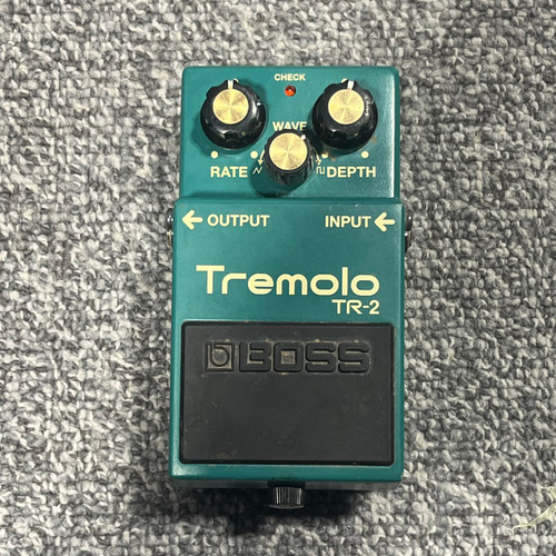 Vist Large View of Product Image Which is Used BOSS TR-2 TREMOLO Guitar Pedal