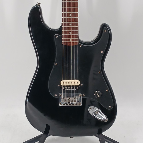 Vist Large View of Product Image Which is Used Squier AFFINITY BULLET S Type Electric Guitar Black 6-String