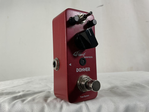 Vist Large View of Product Image Which is Used Donner MORPHER Filter Pedal