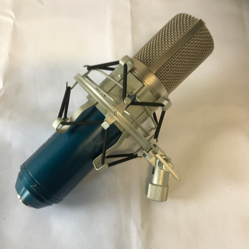 Vist Large View of Product Image Which is Used MXL 3000 Condenser Microphone