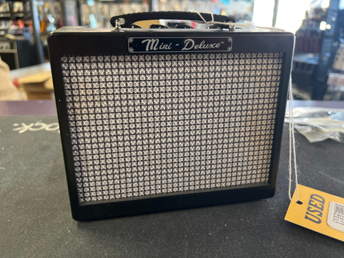 Vist Large View of Product Image Which is Used Fender MINI DELUXE MD-20 Solid State Guitar Combo Other