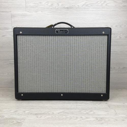 Vist Large View of Product Image Which is Used Fender HOT ROD DELUXE III 1 x 12 Tube Combo Amplifier 1 x 12