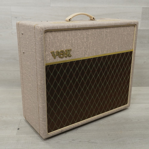 Vist Large View of Product Image Which is Used Vox AC15HW1 1x12 Tube Combo Amplifier