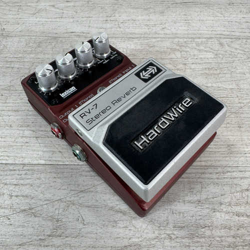 Vist Large View of Product Image Which is Used Digitech Hardwire RV-7 Stereo Reverb Pedal