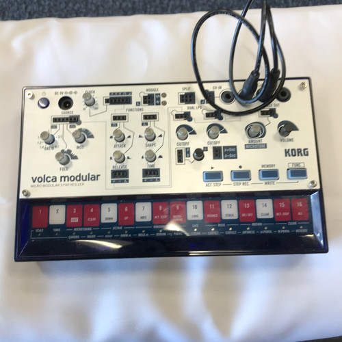 Vist Large View of Product Image Which is Used Korg VOLCA MODULAR Modular Synthesizer Rackmount