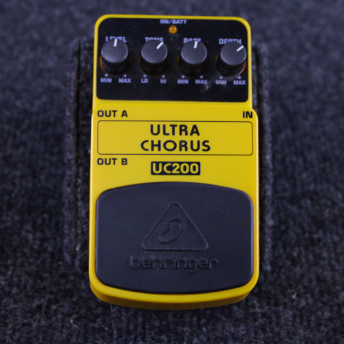 Vist Large View of Product Image Which is Used Behringer UC200 ULTRA CHORUS Chorus Pedal