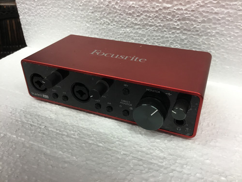 Vist Large View of Product Image Which is Used Focusrite SCARLETT 2I2 1ST GEN Computer Interface 2 A/D Recording Inputs