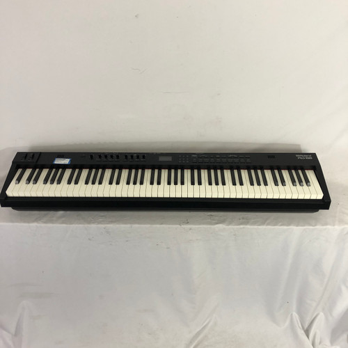 Vist Large View of Product Image Which is Used Roland RD-88 W/ BAG 88-Key Digital Piano 88-key