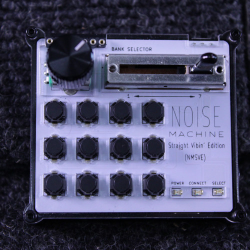 Vist Large View of Product Image Which is Used THIS IS NOISE PORTABLE CONTROLLER Compact Controller Compact