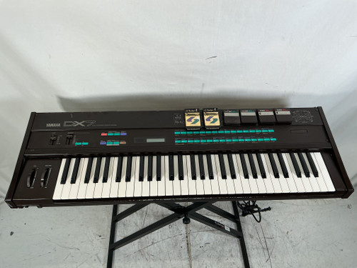 Vist Large View of Product Image Which is Used Yamaha DX7 W/6 CARTRIDGES Vintage 61-Key Synthesizer 61-Key