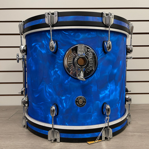 Vist Large View of Product Image Which is Used - Gretsch 18X16IN CATALINA CLUB BASS DRUM 