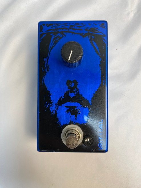 Vist Large View of Product Image Which is Used Black Arts RITUAL PEDAL Fuzz Pedal