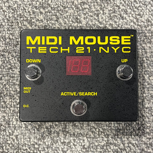 Vist Large View of Product Image Which is Used TECH 21 MIDI MOUSE Footswitch