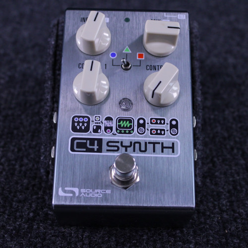 Vist Large View of Product Image Which is Used Source Audio C4 SYNTHESIZER PEDAL Synthesizer Pedal