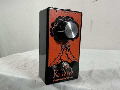 Vist Large View of Product Image Which is Used Earthquaker Devices ERUPTER FUZZ Fuzz Pedal