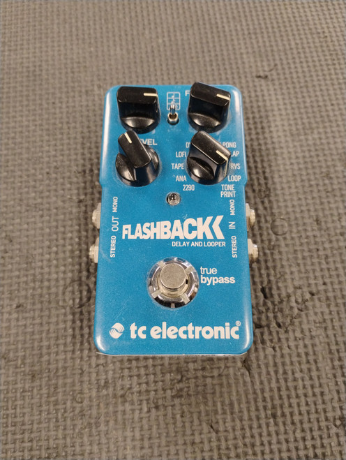 Vist Large View of Product Image Which is Used TC Electronic FLASHBACK Delay Pedal
