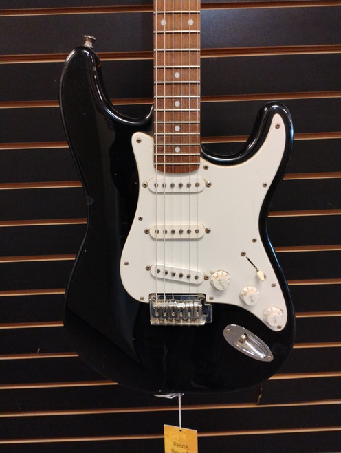 Vist Large View of Product Image Which is Used Cort STRATOCASTER Electric Guitar Black 6-String