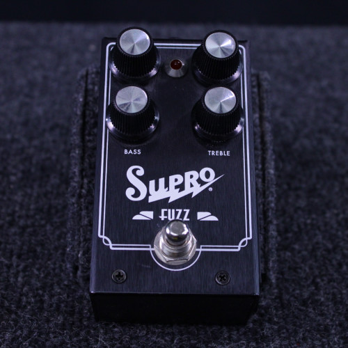 Vist Large View of Product Image Which is Used Supro FUZZ GUITAR PEDAL Fuzz Pedal