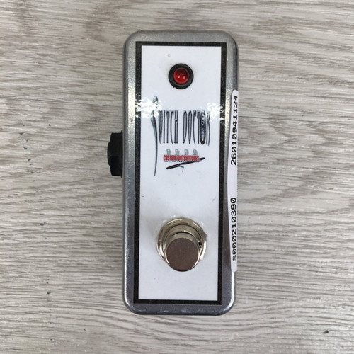 Vist Large View of Product Image Which is Used SWITCH DOCTOR SINGLE FOOTSWITCH Guitar Accessory