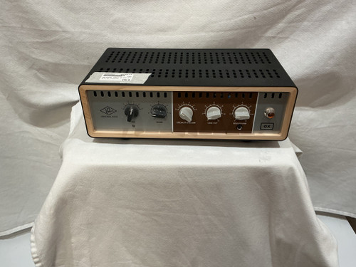 Vist Large View of Product Image Which is Used UNIVERSAL AUDIO OX BOX ATTEN Rackmount Guitar Pre-Amp