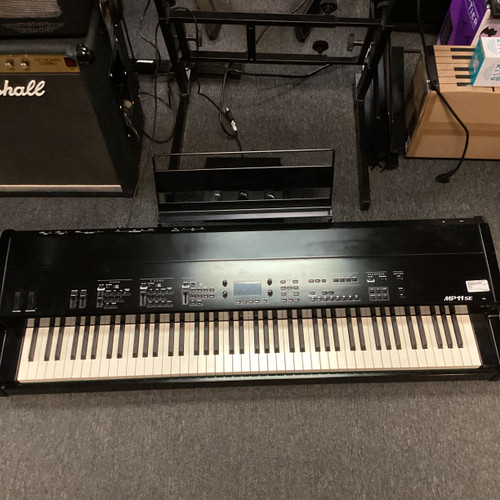 Vist Large View of Product Image Which is Used Kawai MP11SE 88-Key Keyboard 88-key