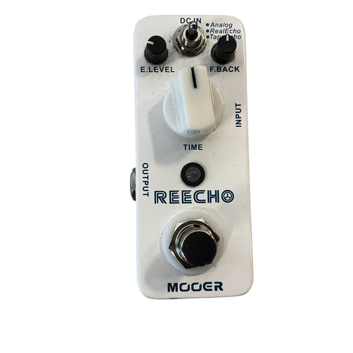 Vist Large View of Product Image Which is Used Mooer REECHO Delay Pedal