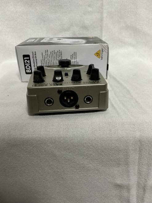 Vist Large View of Product Image Which is Used Behringer BD1 21 BASS AMP MODELER Amp Modeling Pedal