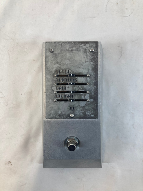 Vist Large View of Product Image Which is Used EAE OXEAE FUZZ PEDAL