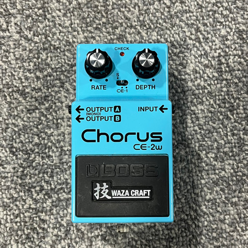 Vist Large View of Product Image Which is Used BOSS CE-2W WAZA CRAFT CHORUS Guitar Pedal