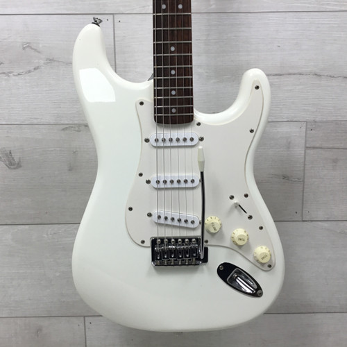 Vist Large View of Product Image Which is Used Squier Bullet Stratocaster Electric Guitar White